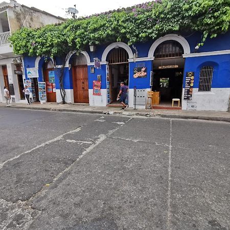 Hostal Luna Llena Getsemani Картахена Экстерьер фото