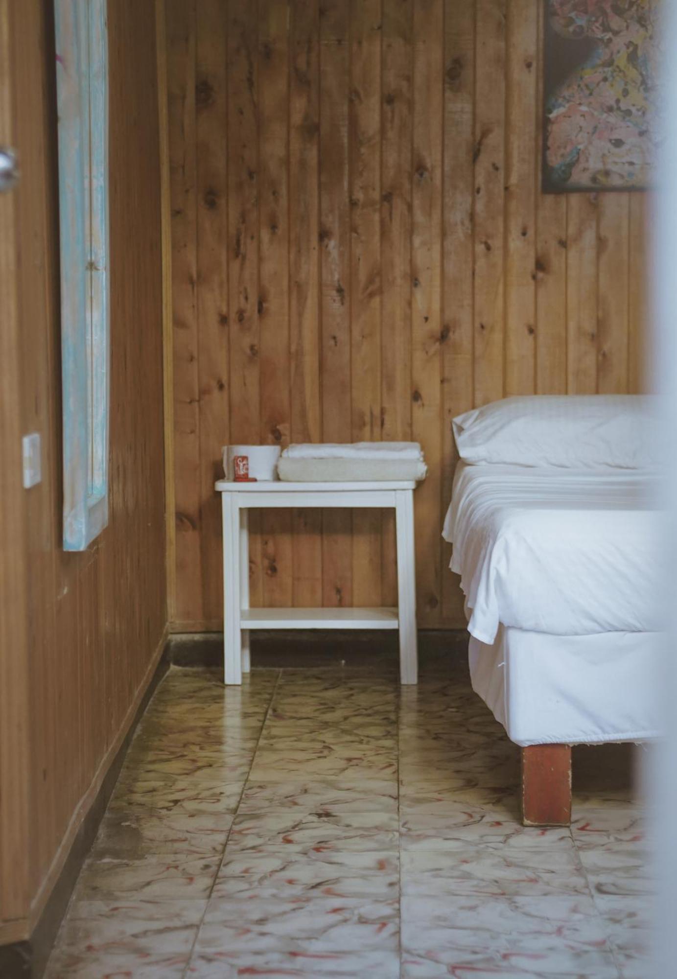 Hostal Luna Llena Getsemani Картахена Экстерьер фото