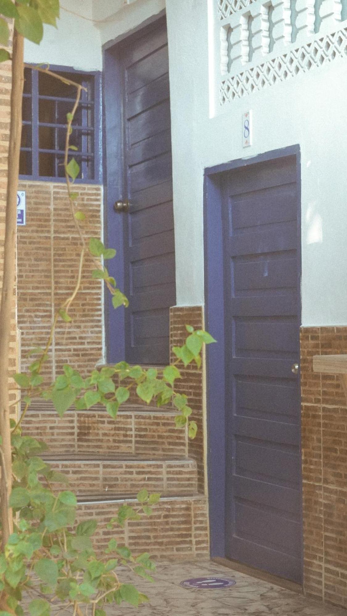Hostal Luna Llena Getsemani Картахена Экстерьер фото
