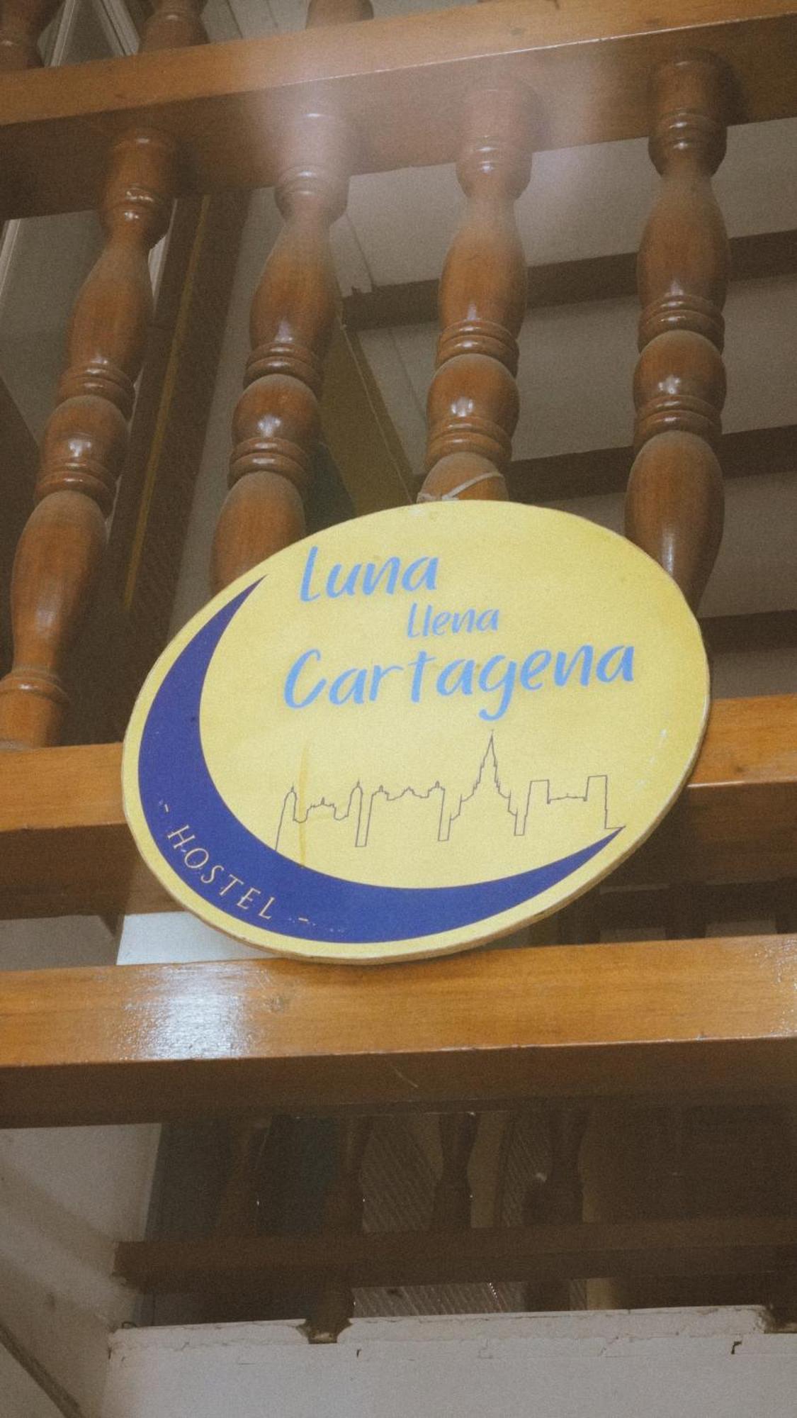 Hostal Luna Llena Getsemani Картахена Экстерьер фото